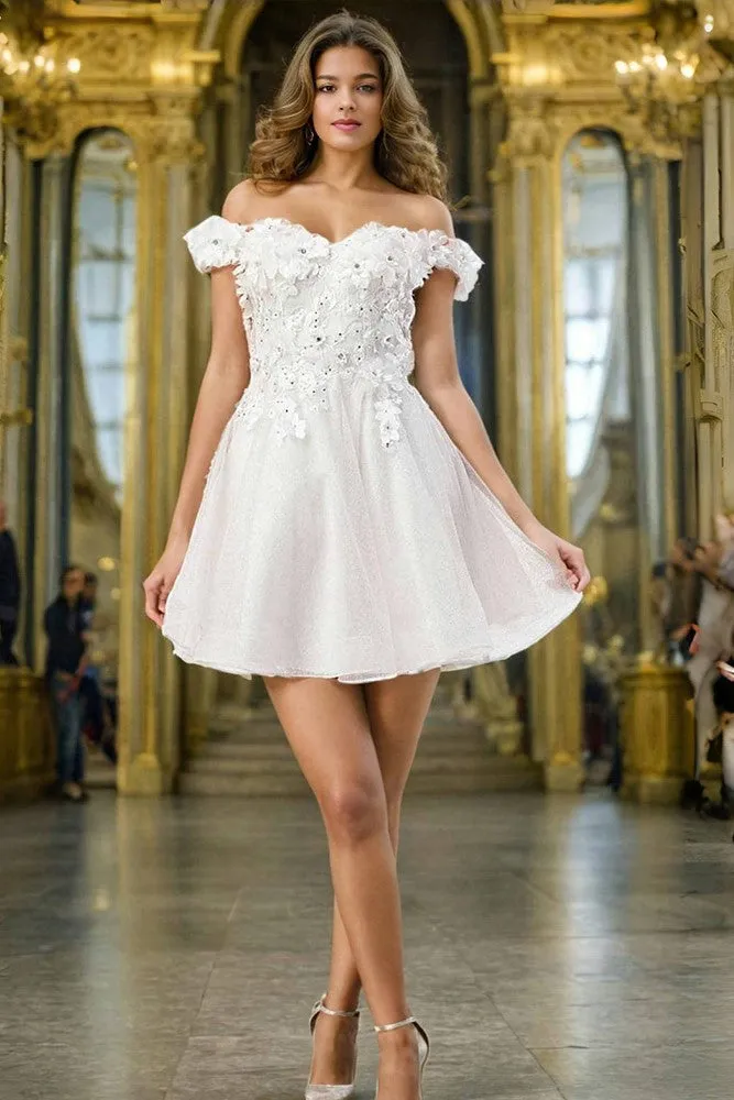 A-Line Off-the-shoulder Appliqued Knee Length Homecoming Dresses