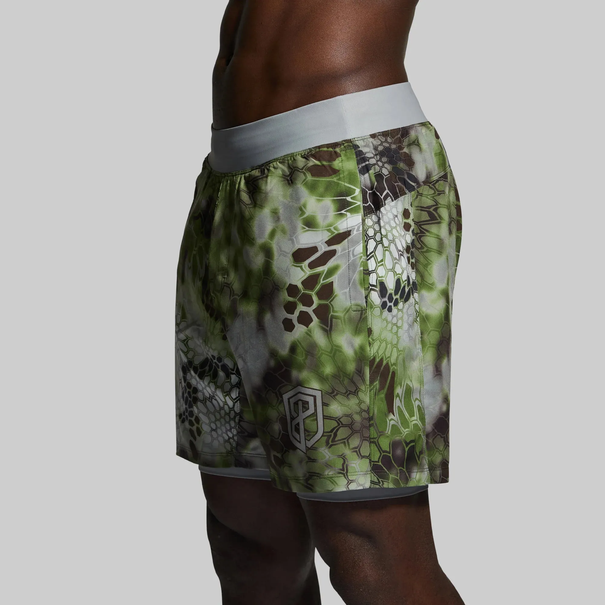 Born Primitive Versatile Short with Compression 7"