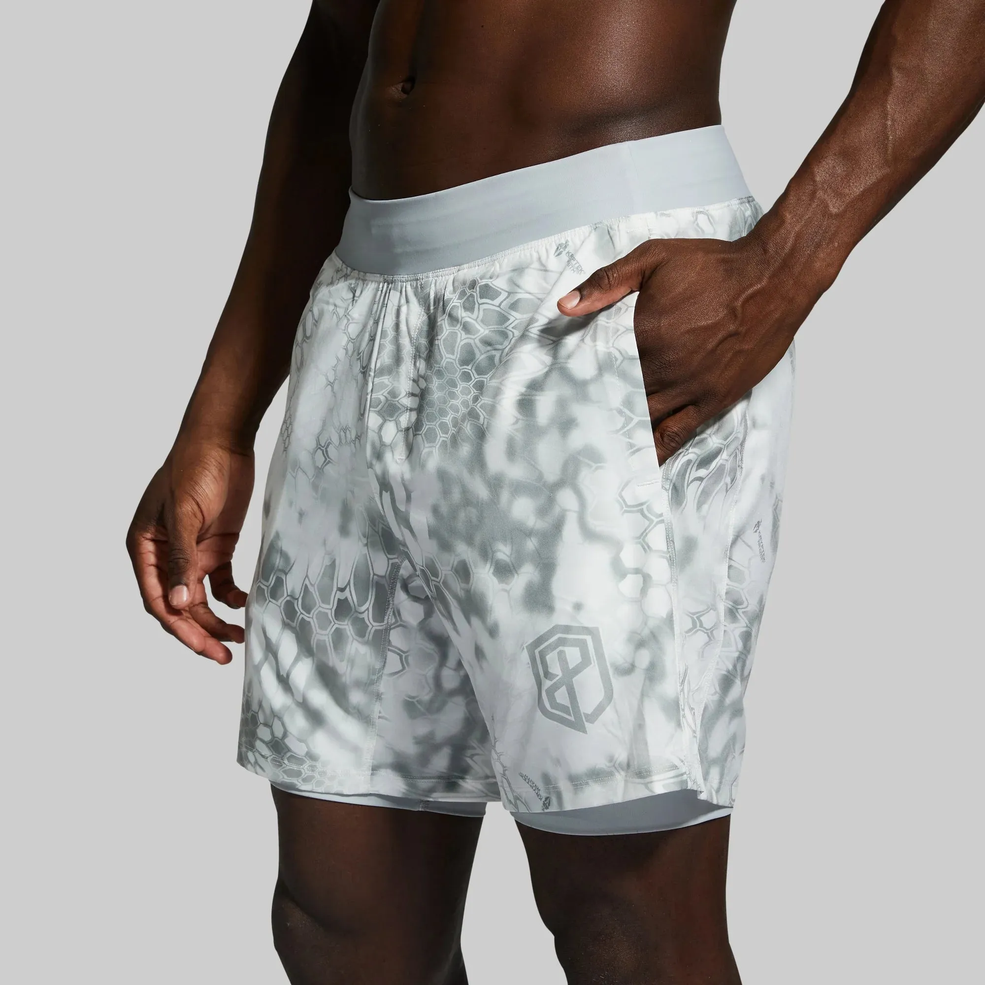 Born Primitive Versatile Short with Compression 7"