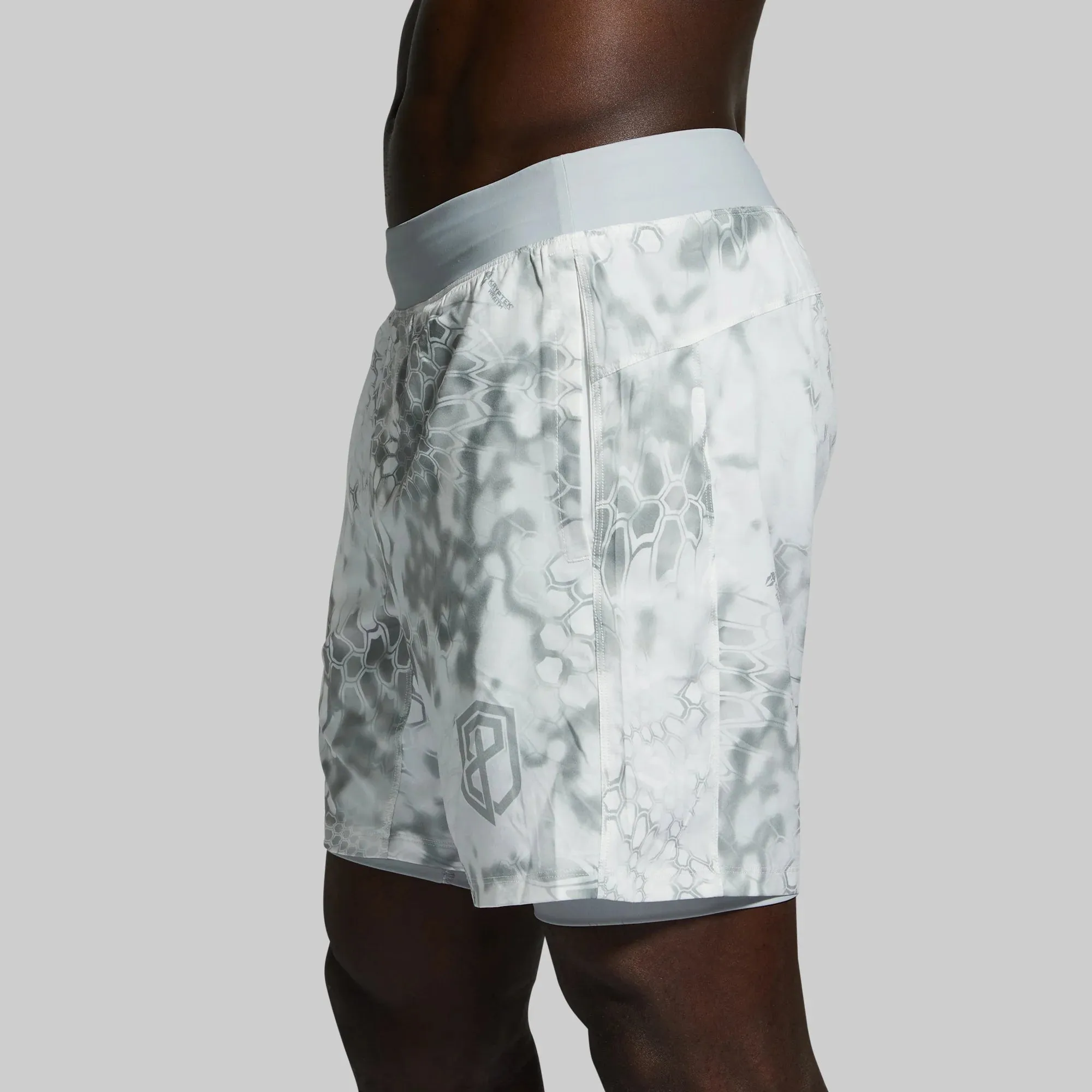 Born Primitive Versatile Short with Compression 7"