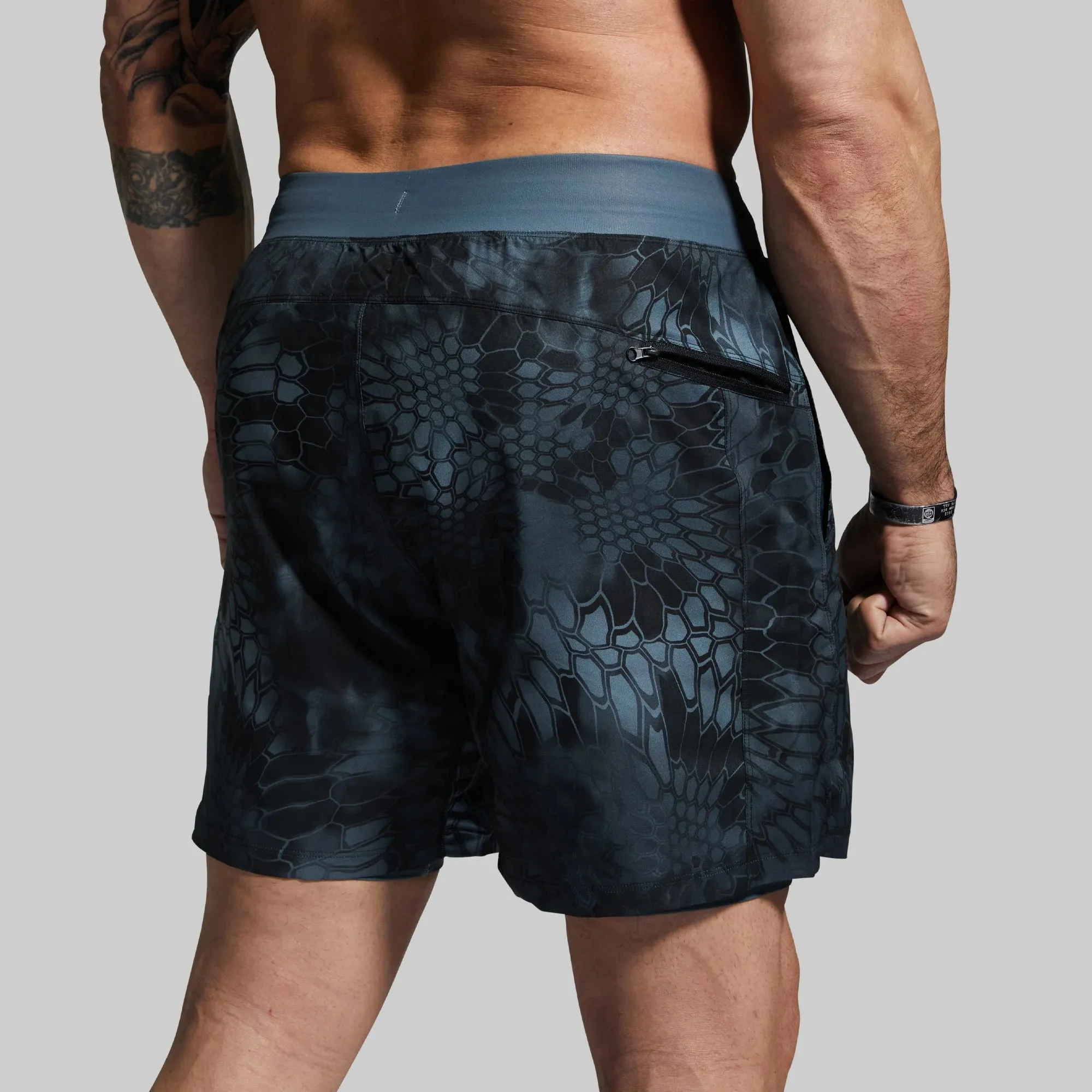 Born Primitive Versatile Short with Compression 7"