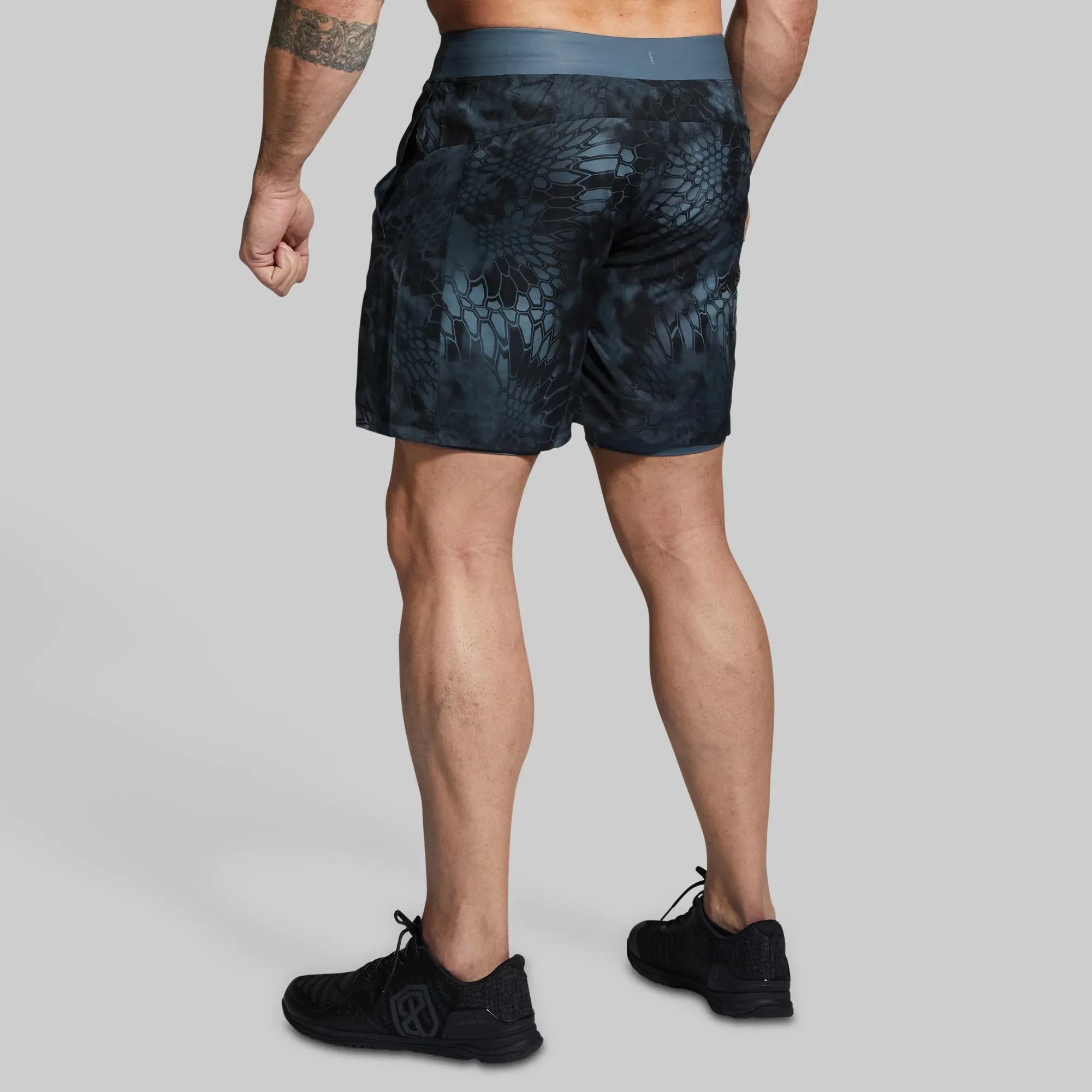 Born Primitive Versatile Short with Compression 7"
