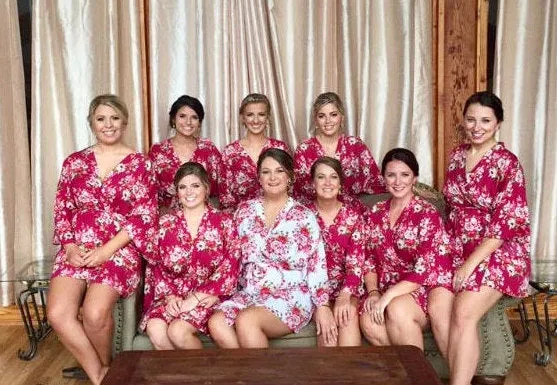 Burgundy Bridesmaid Robes, Bridesmaid Gift, Wine Floral Kimono, Set of Floral Bridesmaid Robes, Kimono Robe, Bridal Party Robes,Wedding Robe