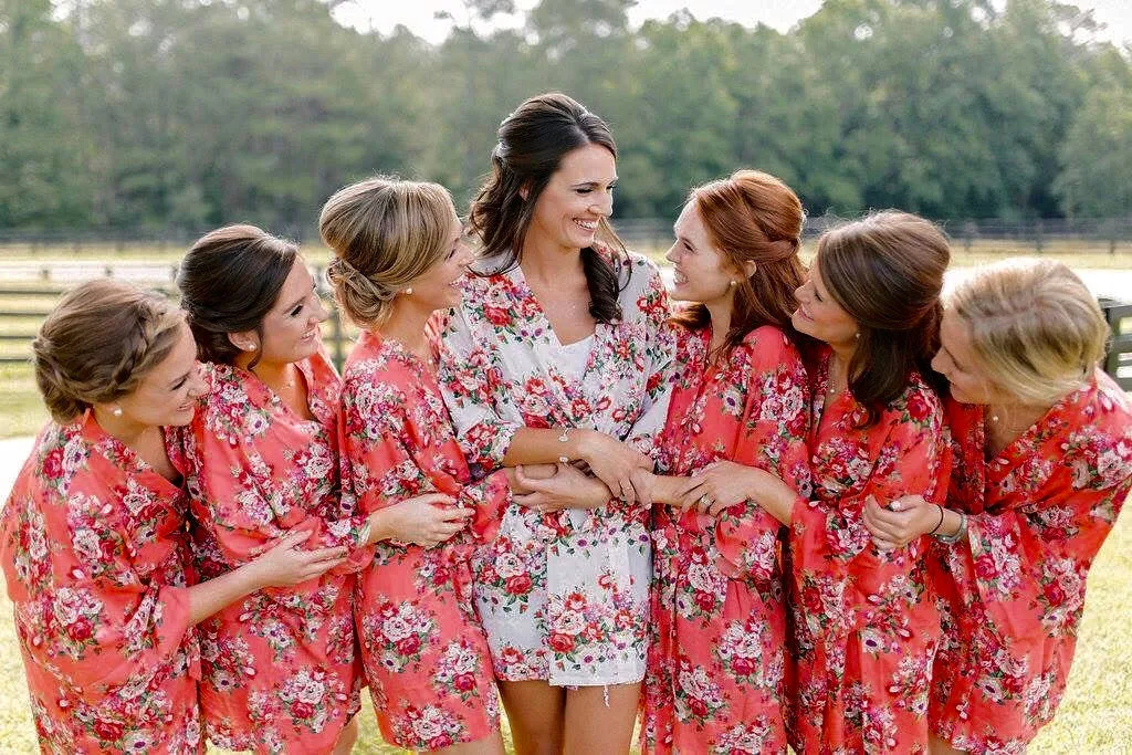 Burgundy Bridesmaid Robes, Bridesmaid Gift, Wine Floral Kimono, Set of Floral Bridesmaid Robes, Kimono Robe, Bridal Party Robes,Wedding Robe