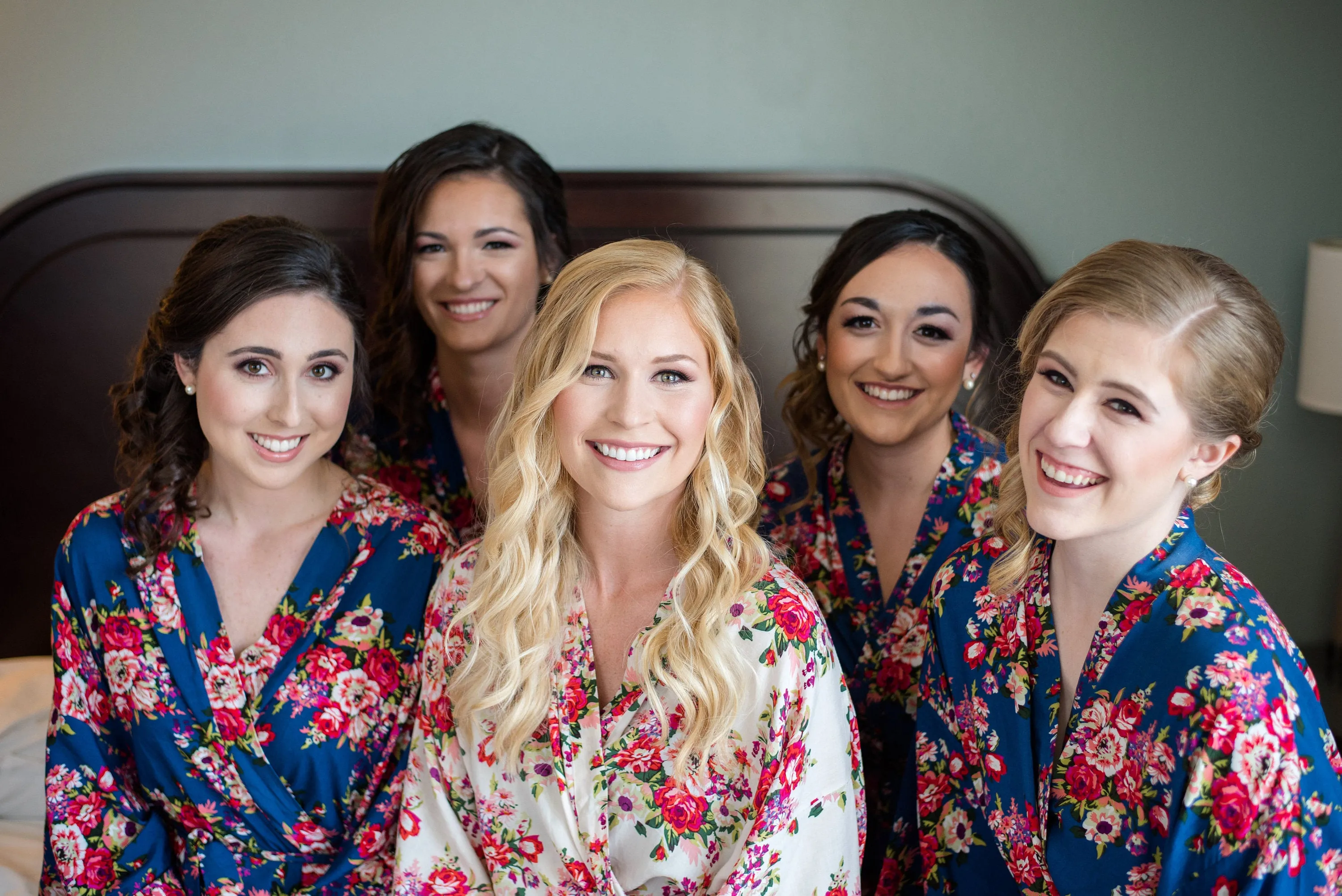 Burgundy Bridesmaid Robes, Bridesmaid Gift, Wine Floral Kimono, Set of Floral Bridesmaid Robes, Kimono Robe, Bridal Party Robes,Wedding Robe