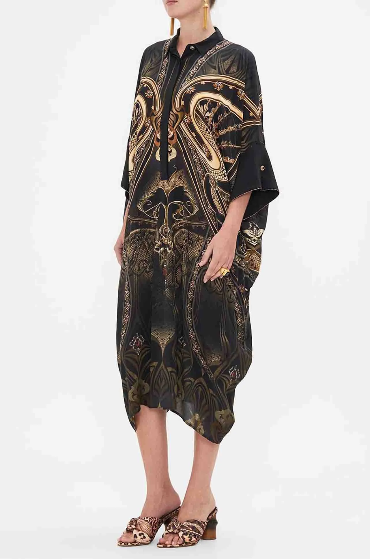 Camilla - Nouveau Noir Batwing Kaftan