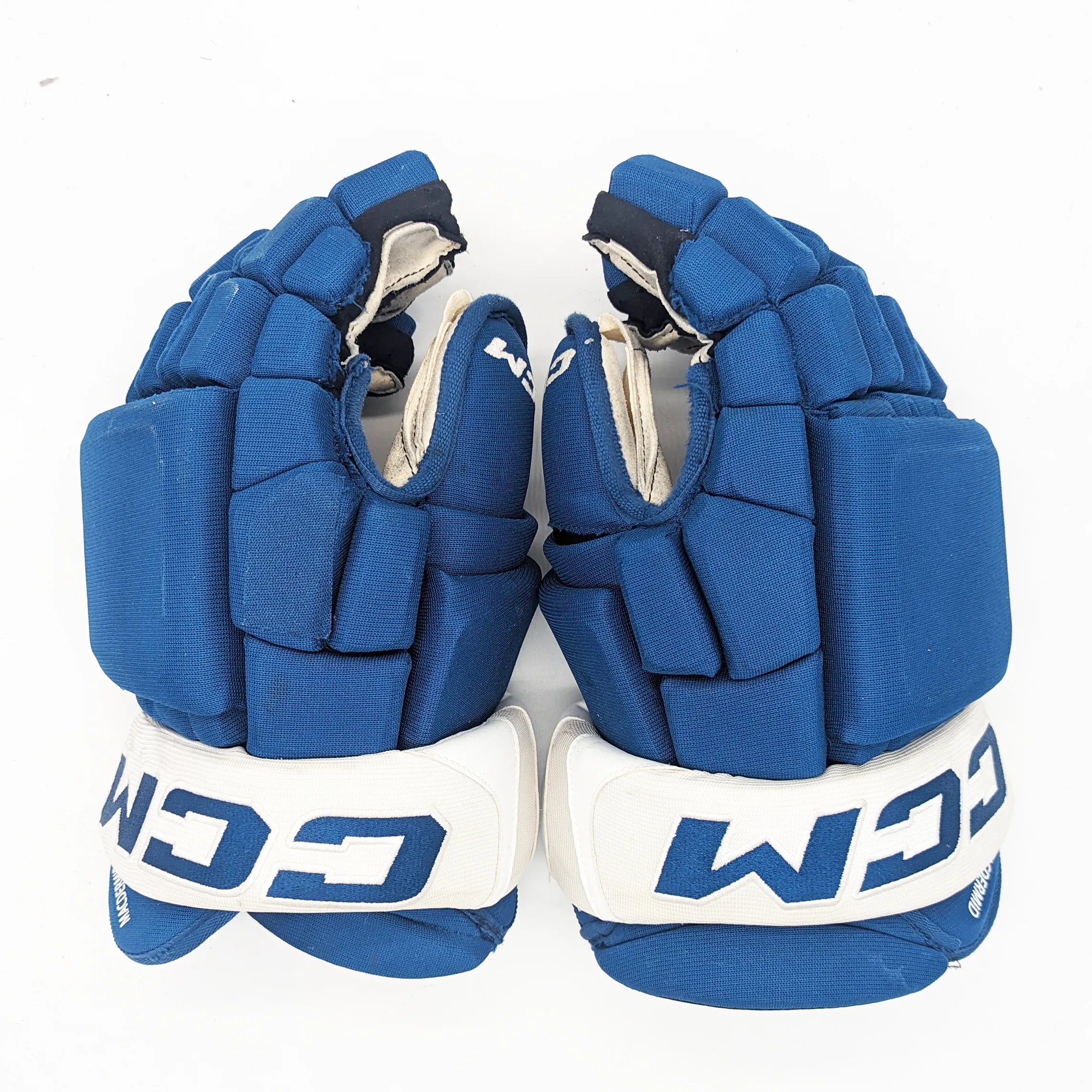 CCM UCL  - Used NHL Pro Stock Glove - Colorado Avalanche (Blue)