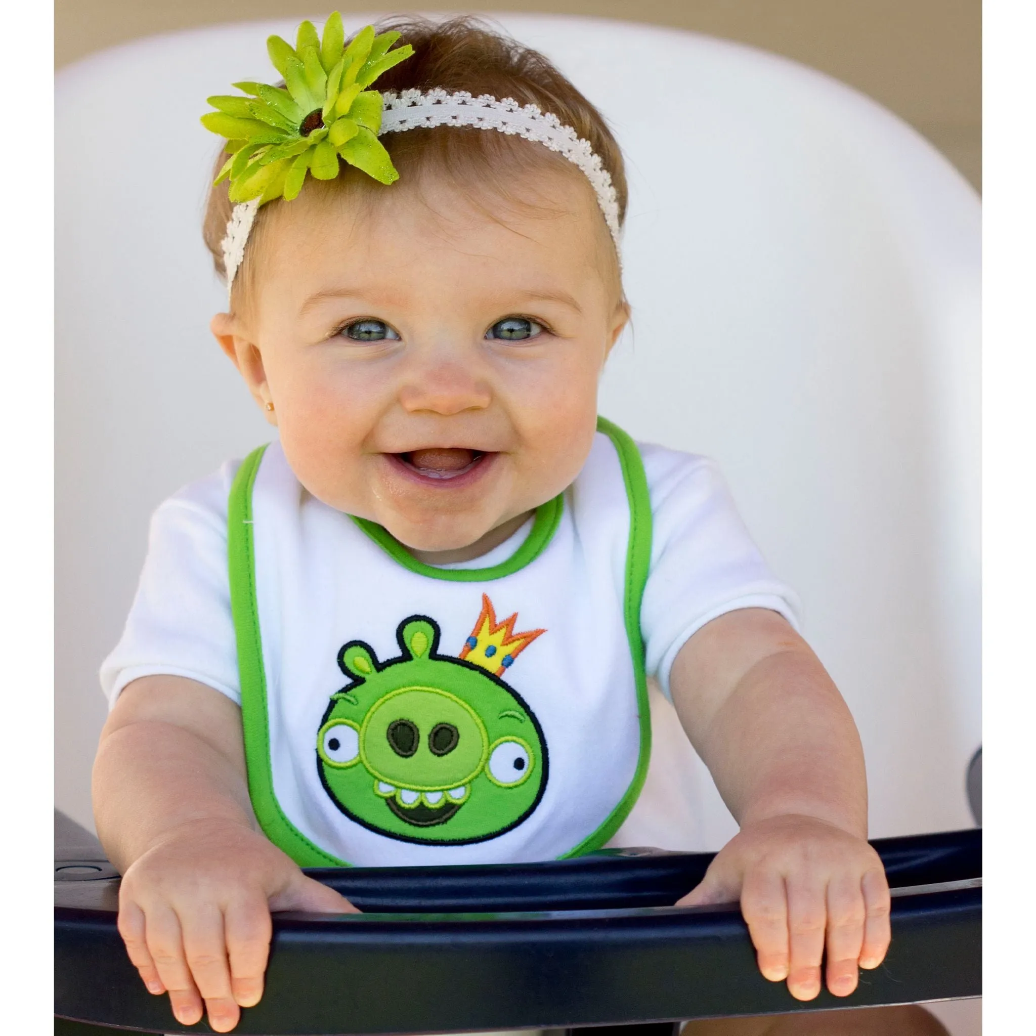Classic Angry Birds - Drool Bib - King Piggie - Green