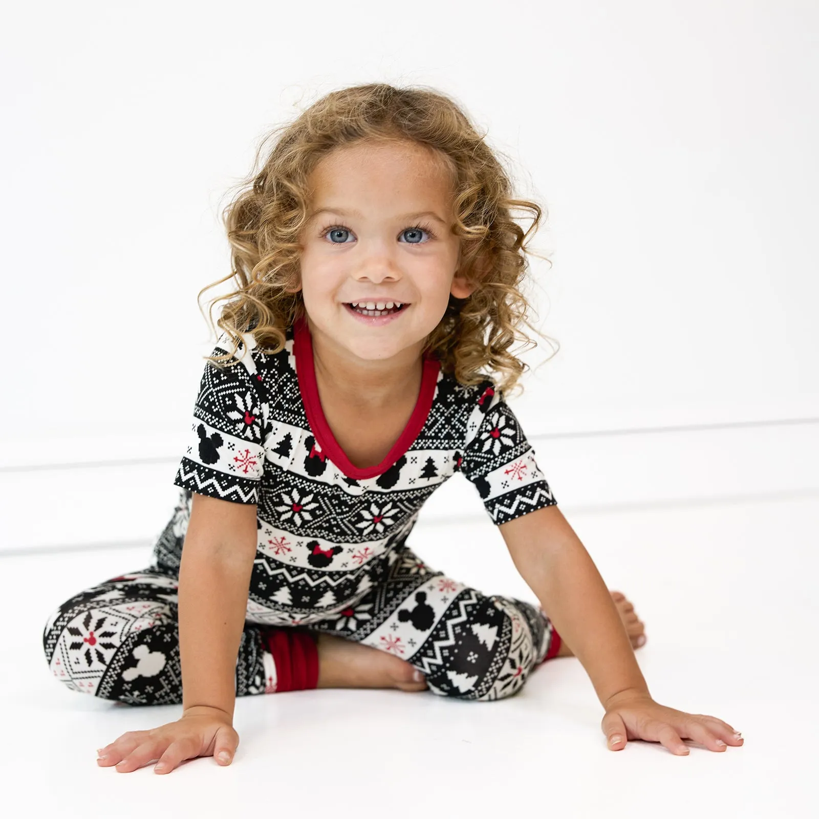 Disney Mickey Fair Isle Two-Piece Short Sleeve Pajama Set