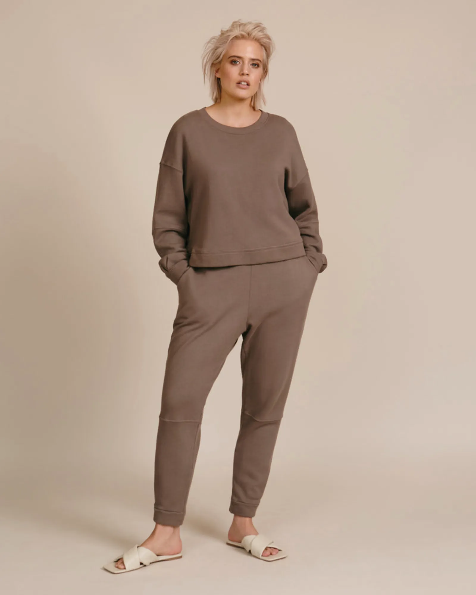 Mia Jogger | Mushroom